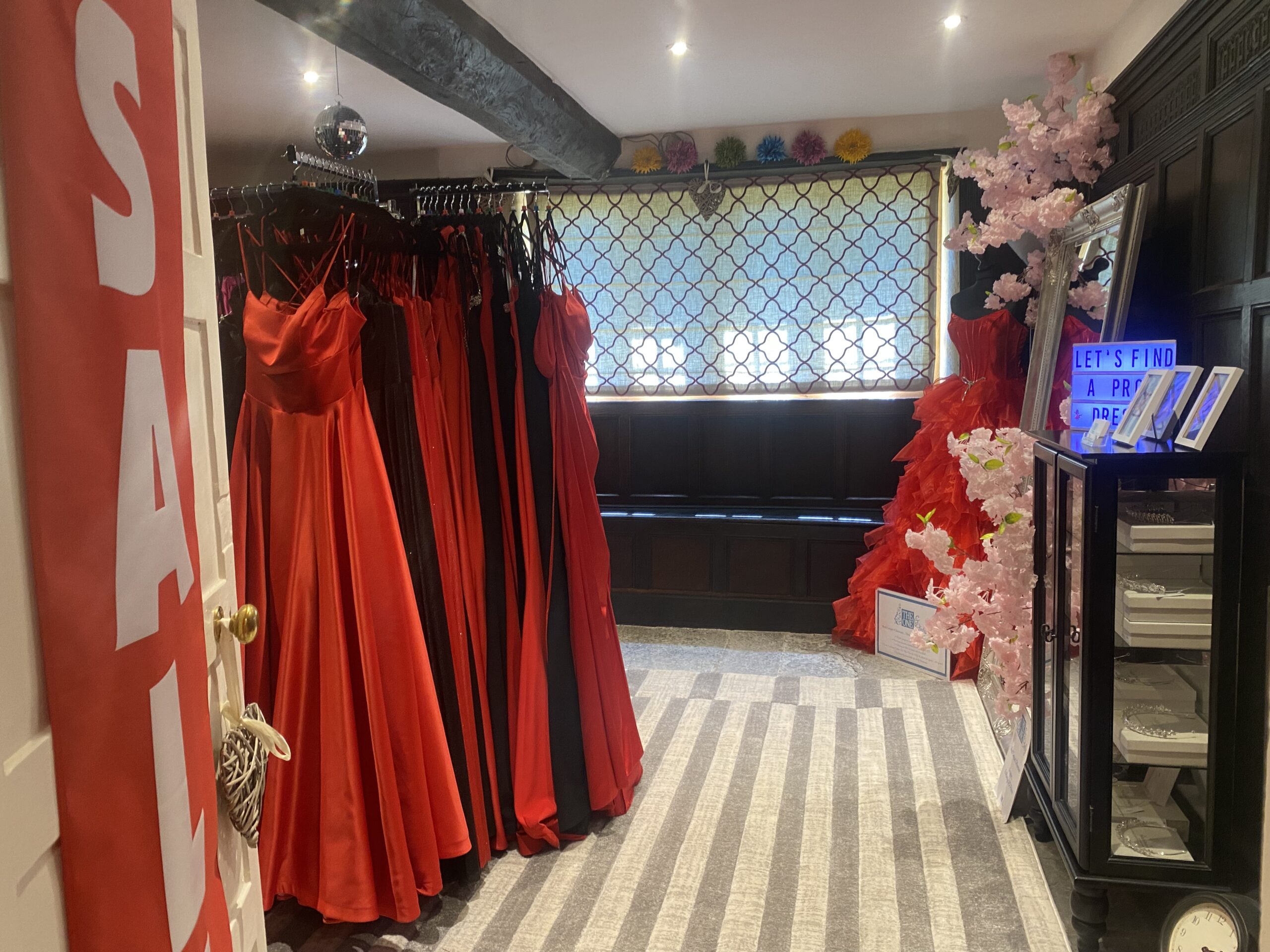 The One & Only Sale Outlet at 14 & Sixpence